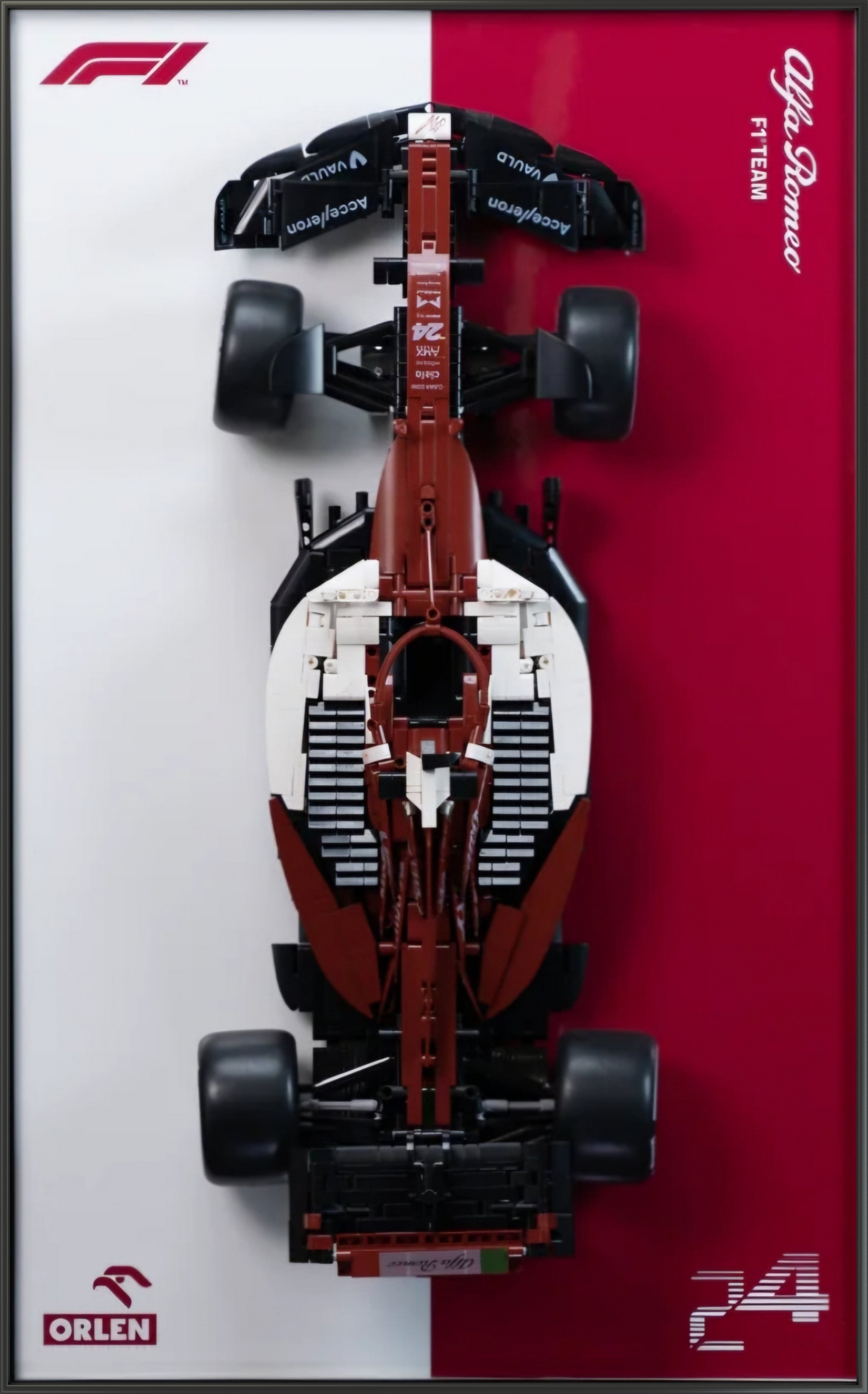 Aluminium Alloy 50x80cm Frame designed for Alfa Romeo F1 1:8 scale (car not included)
