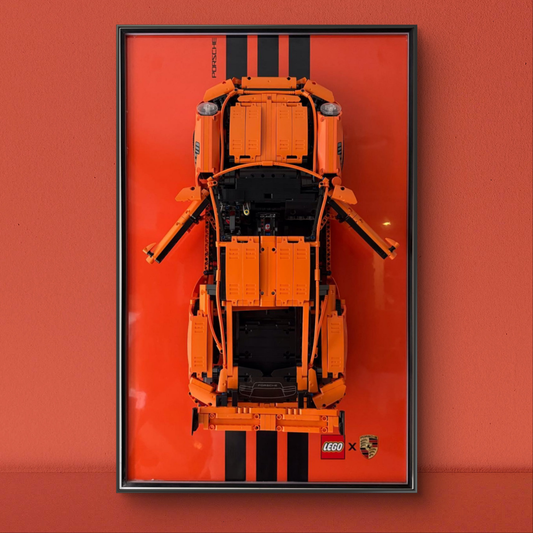 Aluminium Alloy 50x80cm Frame & Porsche GT3 RS 1:8 scale (car fully assembled)